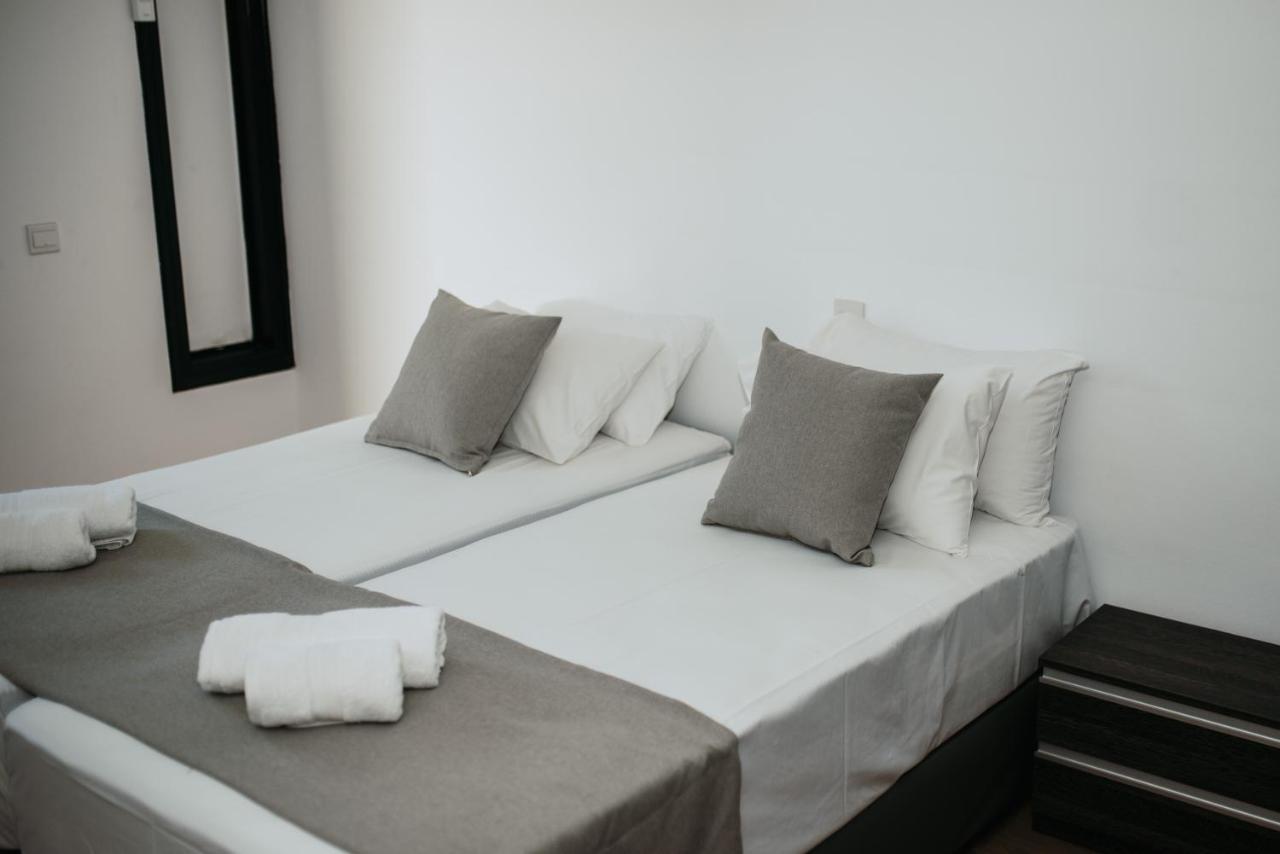Ovis Hotel Apartments Agia Napa Exterior foto